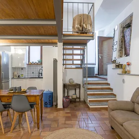 Lejlighed Stone Loft Albavilla