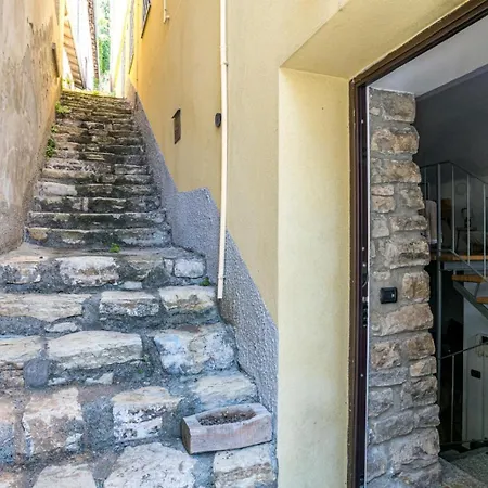 Stone Loft Lejlighed Albavilla
